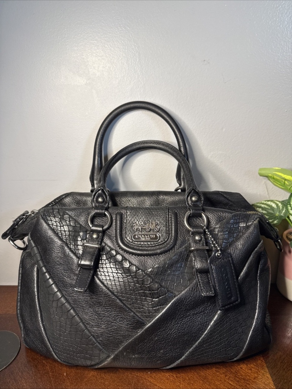 Authentic Coach Madison Diagonal Black Leather Satchel Purse w/ Red Satin Lining